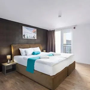 3* فندق ميكا داون تاون
