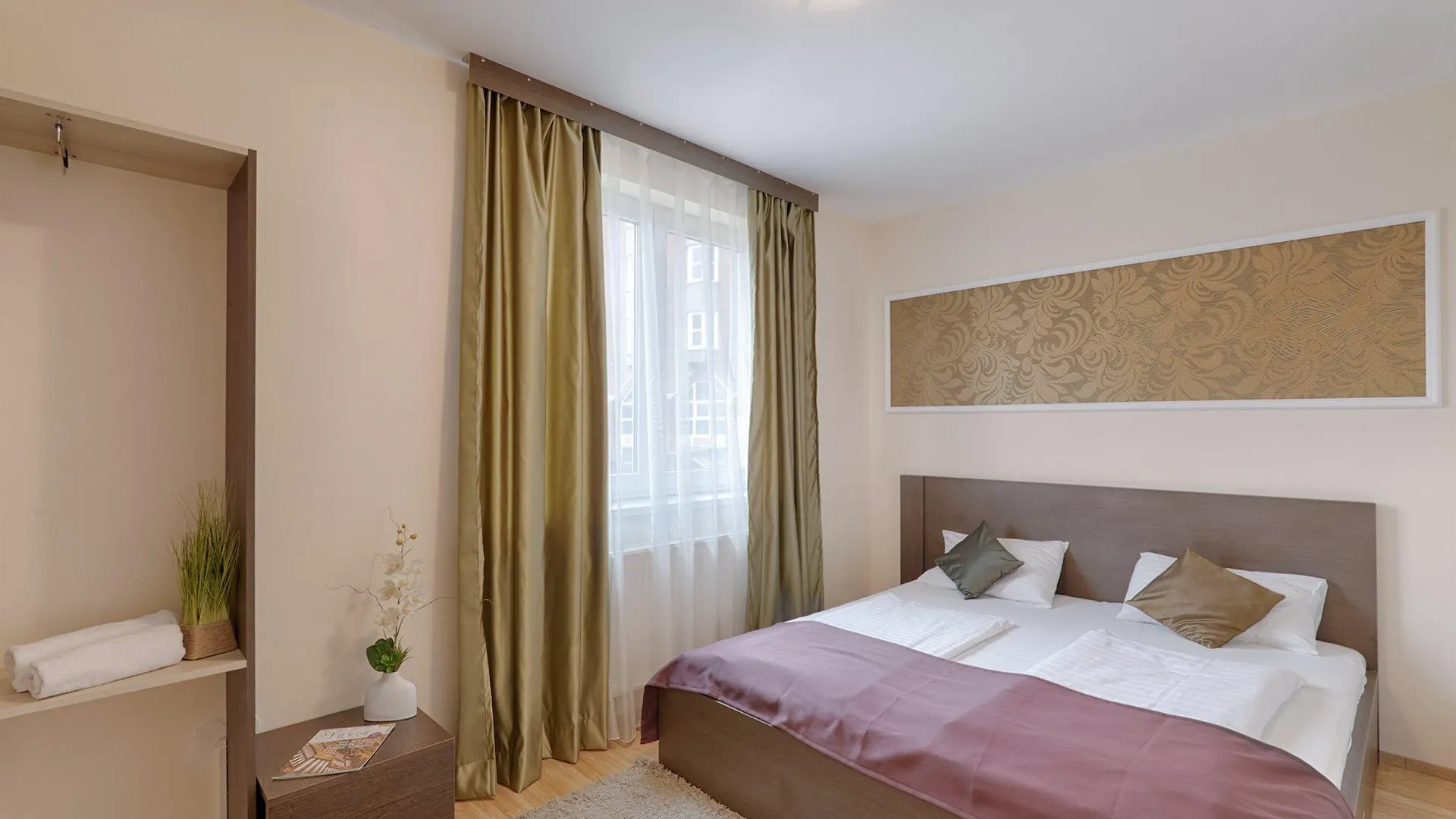 Triple M Hotel Budapest 3*,