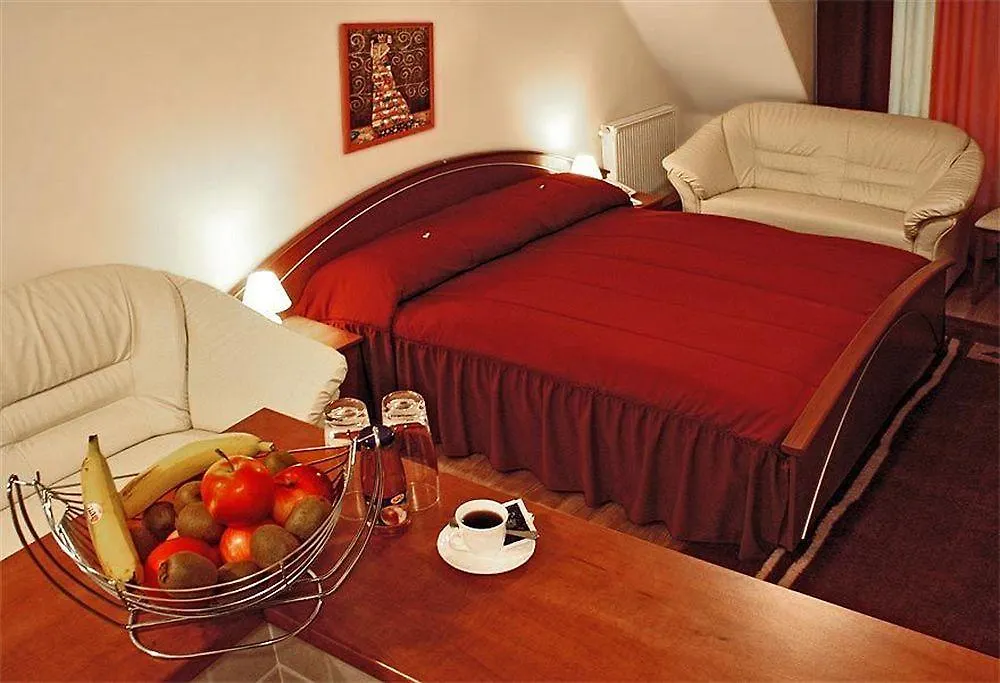 Triple M Hotel Budapest