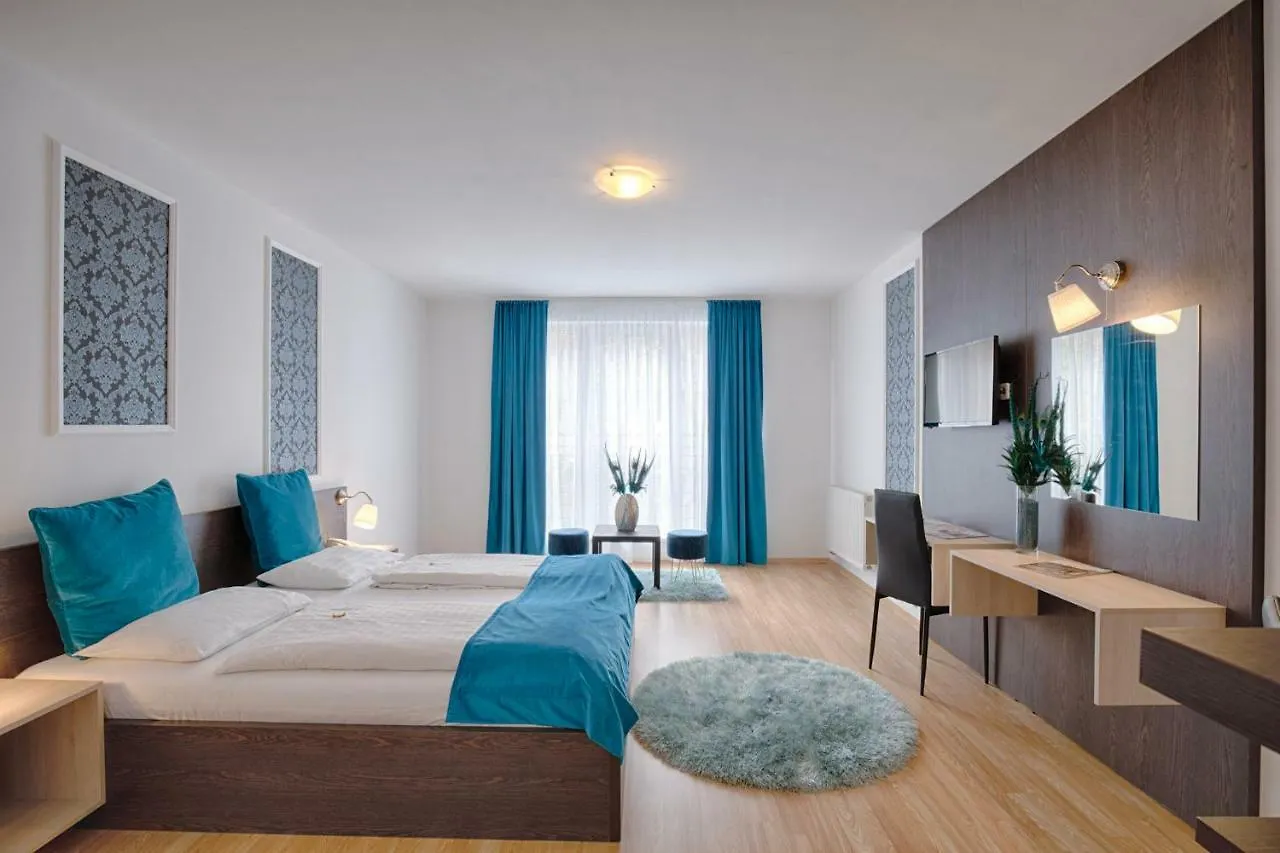 Triple M Hotel Budapest