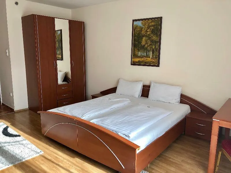 Triple M Hotel Budapest